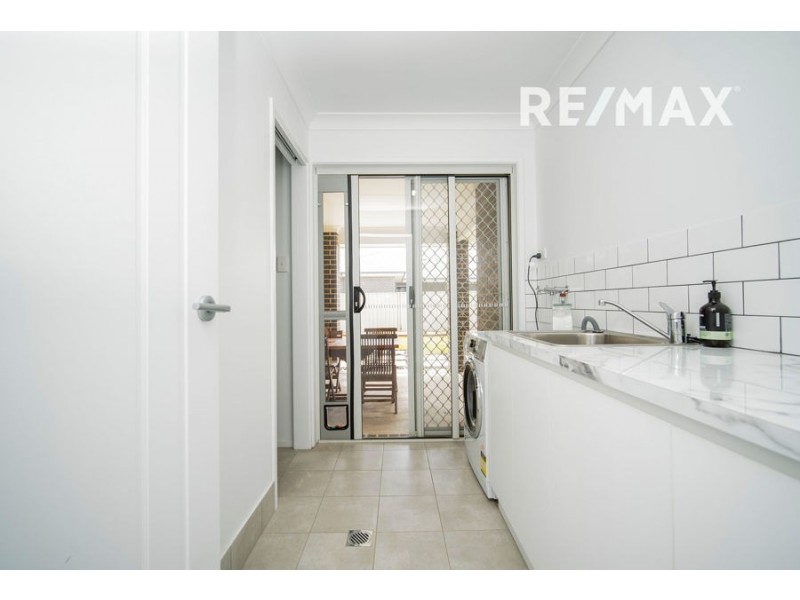 9 Gallop Avenue, Turvey Park NSW 2650