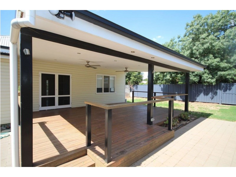 46 Hardy Avenue, Wagga Wagga NSW 2650