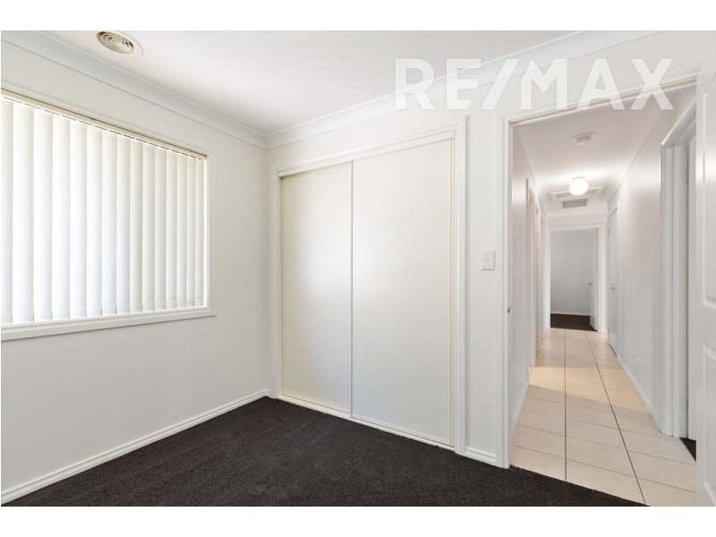 9 Illeura Road, Bourkelands NSW 2650