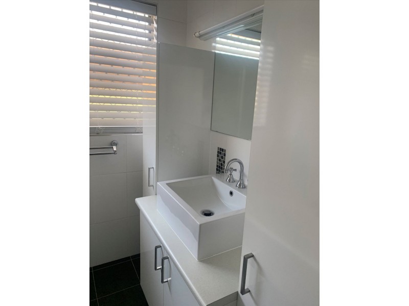 59 Vincent Road, Lake Albert NSW 2650