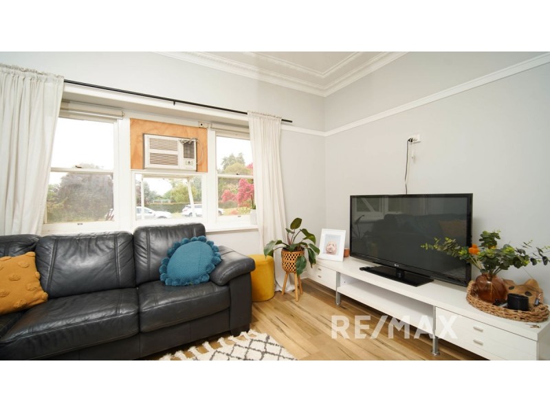 56 Blamey Street, Turvey Park NSW 2650