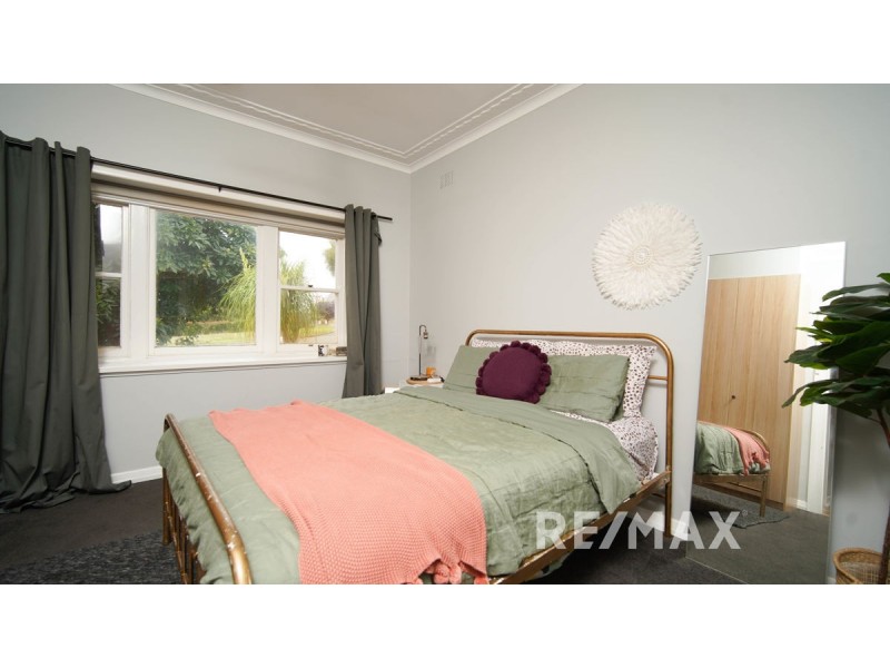 56 Blamey Street, Turvey Park NSW 2650