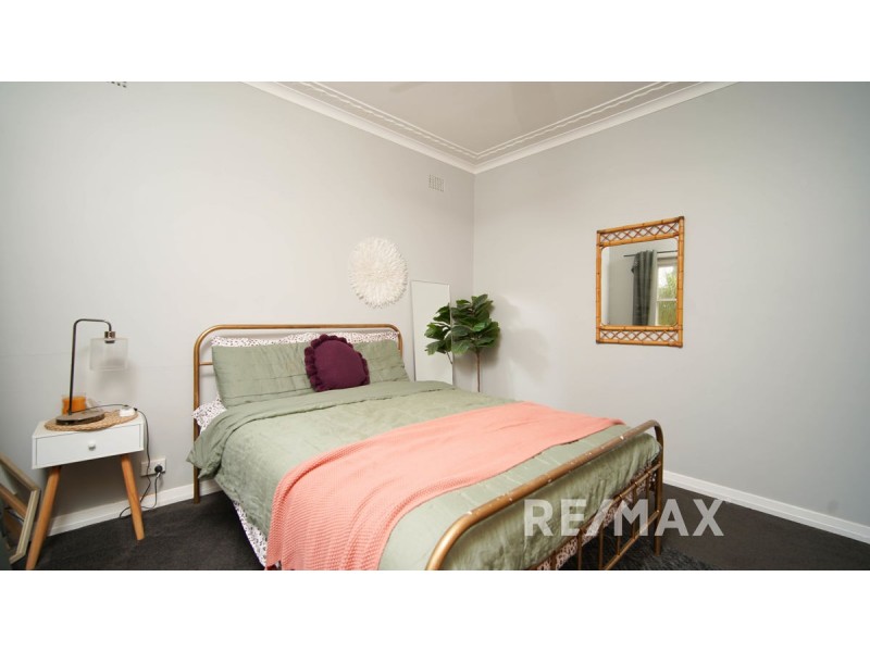 56 Blamey Street, Turvey Park NSW 2650