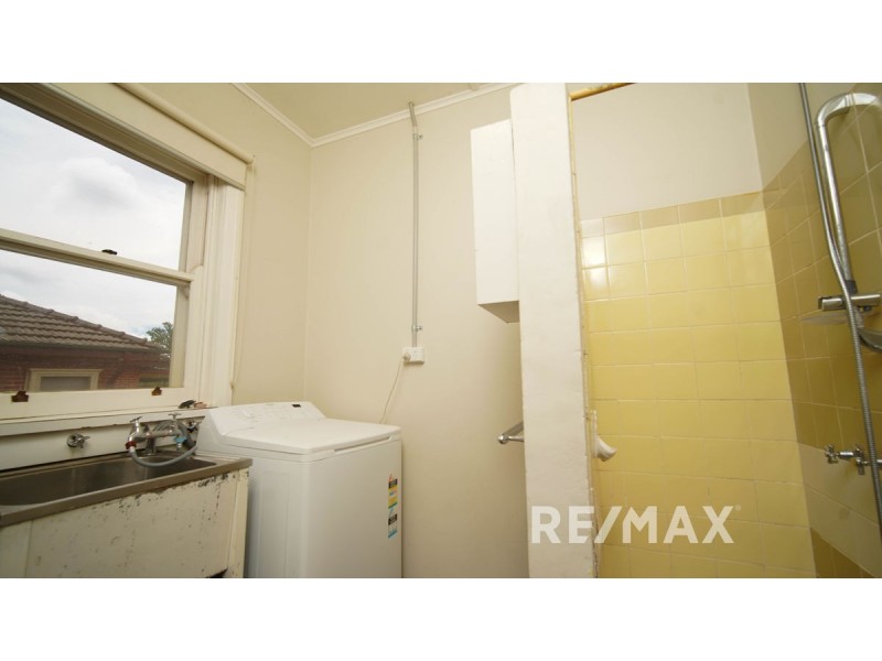 56 Blamey Street, Turvey Park NSW 2650