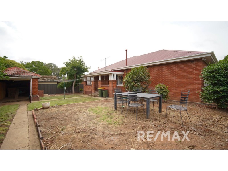 56 Blamey Street, Turvey Park NSW 2650