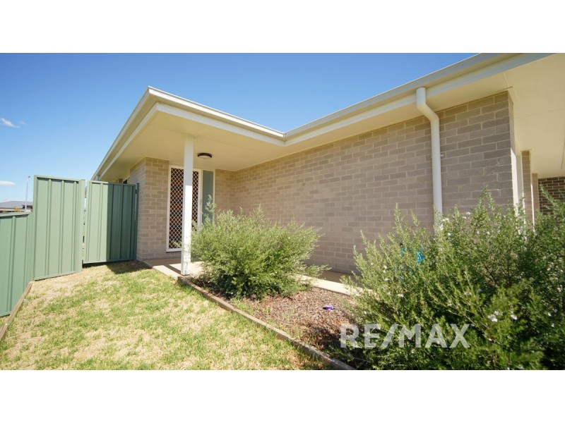 2 Kanooka Place, Forest Hill NSW 2651