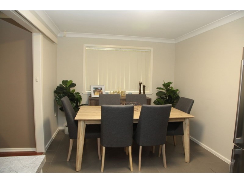 21 Coyne Street, Mount Austin NSW 2650