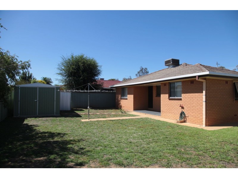 21 Coyne Street, Mount Austin NSW 2650