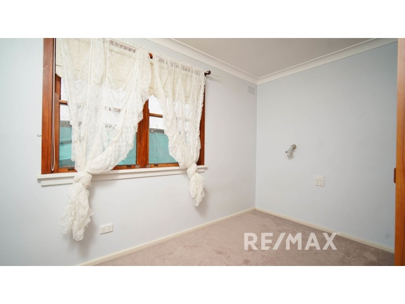 3 Condon Avenue, Mount Austin NSW 2650