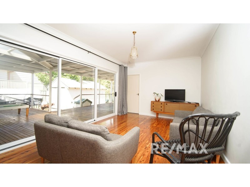 16 Croaker Street, Turvey Park NSW 2650