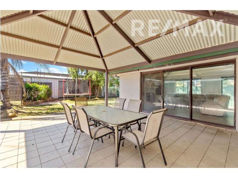 76 Huthwaite Street, Mount Austin NSW 2650