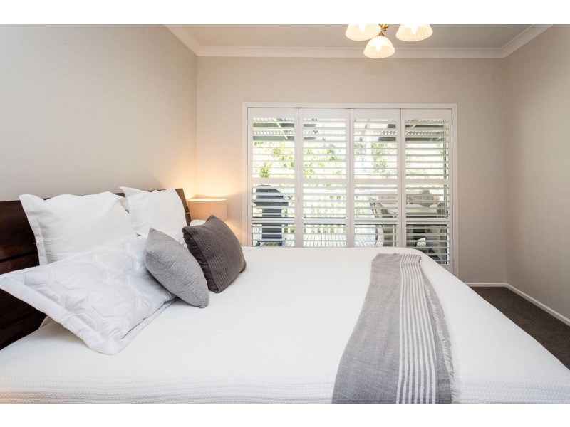 64 Simkin Crescent, Kooringal NSW 2650