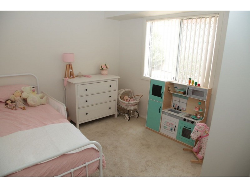 3/15 Murndal Place, Bourkelands NSW 2650