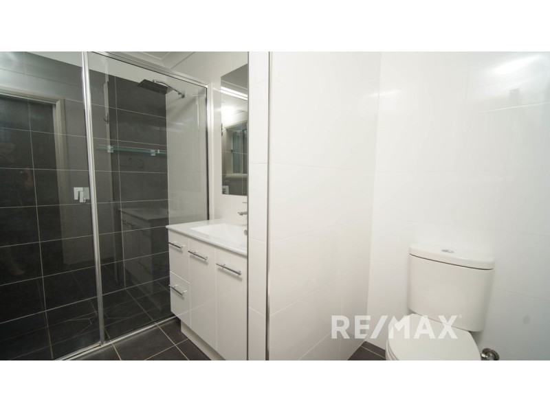 2/13 Cunjegong Loop, Gobbagombalin NSW 2650
