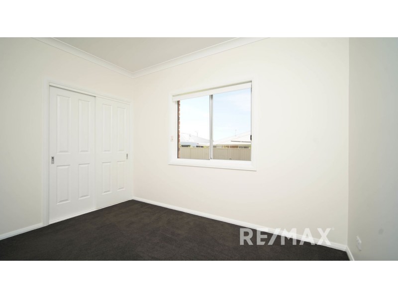 11 Wallaby Street, Gobbagombalin NSW 2650