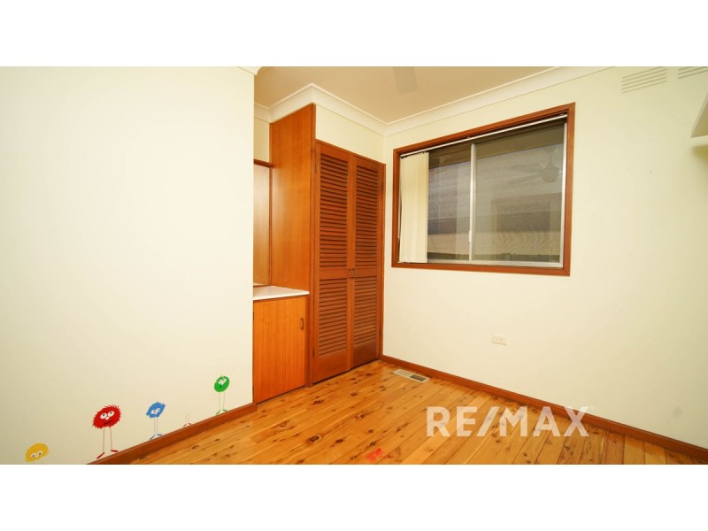 28 Sunshine Avenue, Turvey Park NSW 2650
