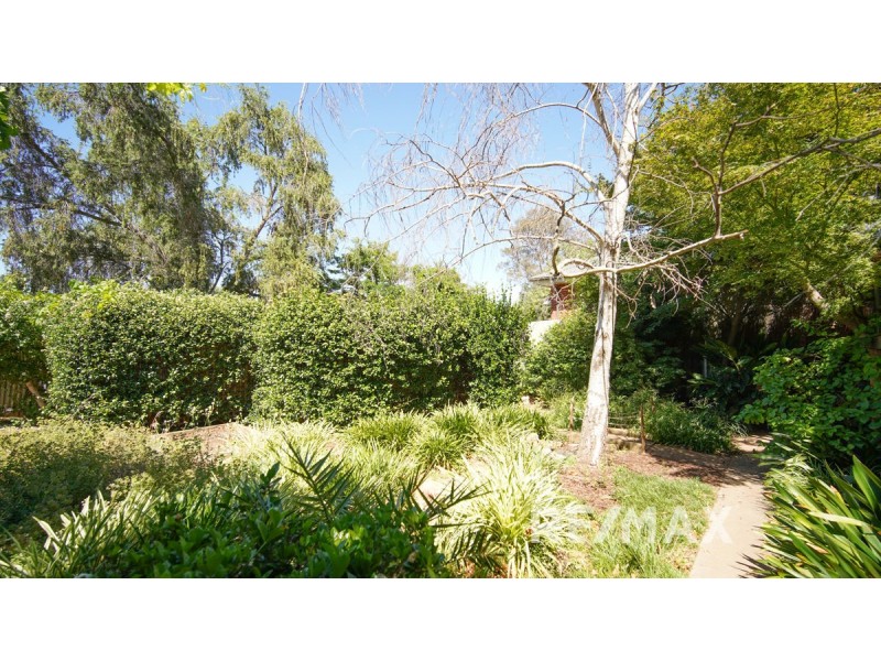 28 Sunshine Avenue, Turvey Park NSW 2650