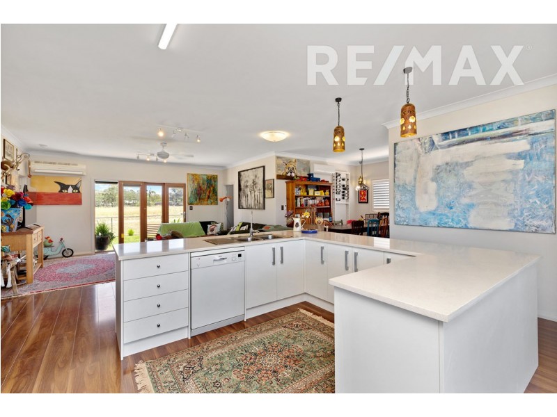 18 Bull Street, Currawarna NSW 2650