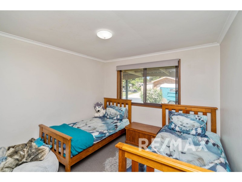 6 Gregory Crescent, Lake Albert NSW 2650