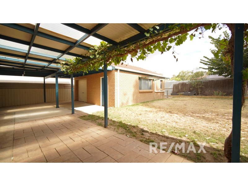15 Matheson Place, Estella NSW 2650