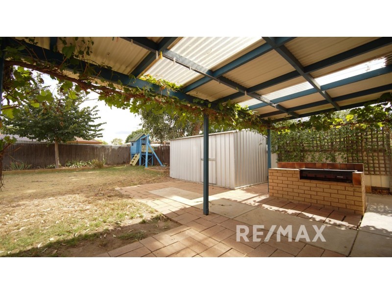15 Matheson Place, Estella NSW 2650