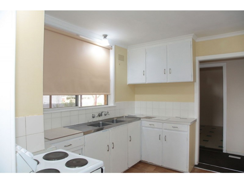 5 John Street, Kooringal NSW 2650