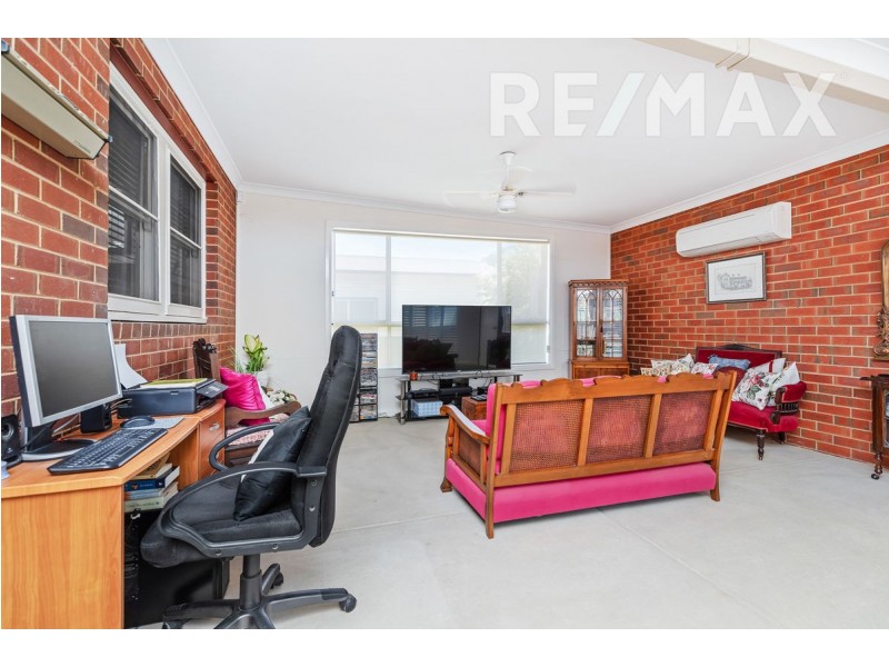 1/63 Bourke Street, Turvey Park NSW 2650