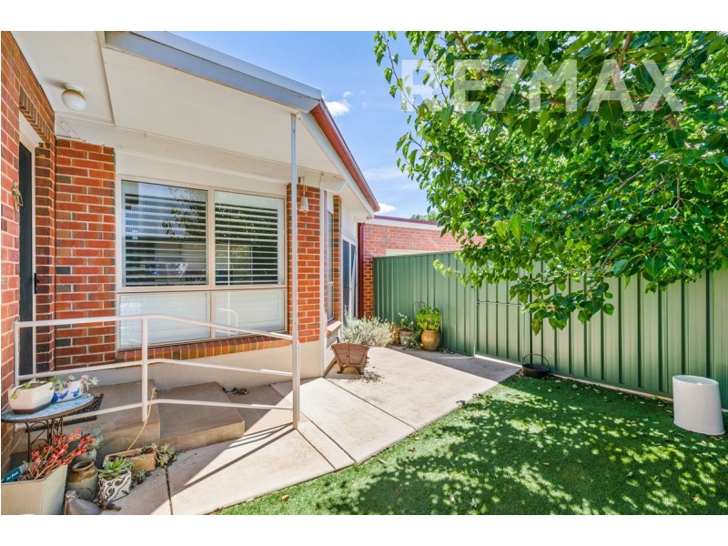 1/63 Bourke Street, Turvey Park NSW 2650