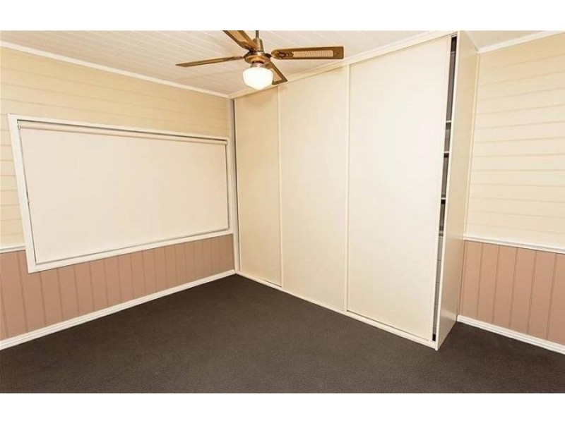 1/32 The Boulevarde, Kooringal NSW 2650