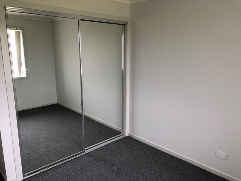 3 Hazelwood Drive, Forest Hill NSW 2651