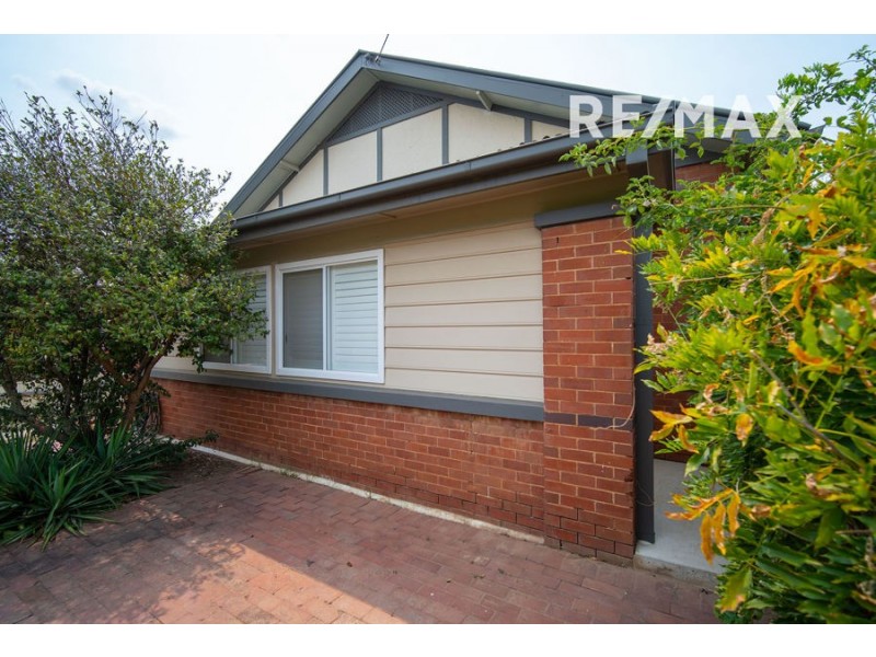 13 Edmondson Street, Wagga Wagga NSW 2650