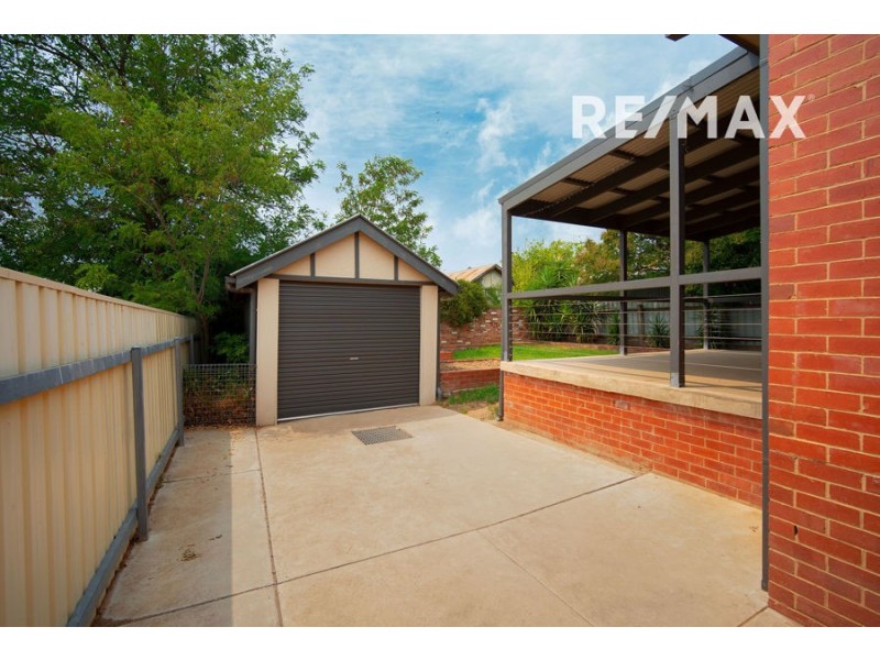 13 Edmondson Street, Wagga Wagga NSW 2650