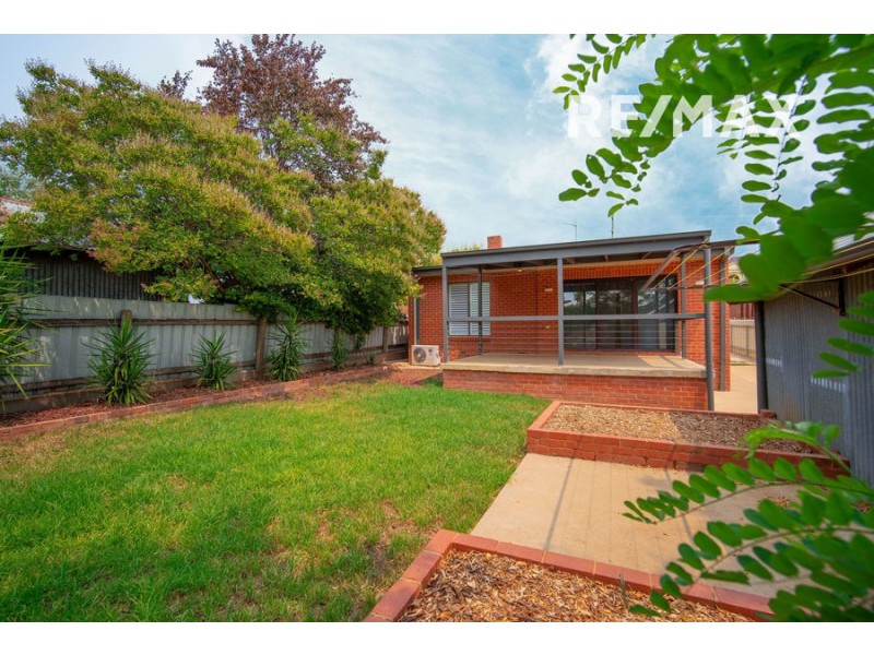 13 Edmondson Street, Wagga Wagga NSW 2650