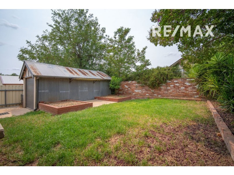 13 Edmondson Street, Wagga Wagga NSW 2650
