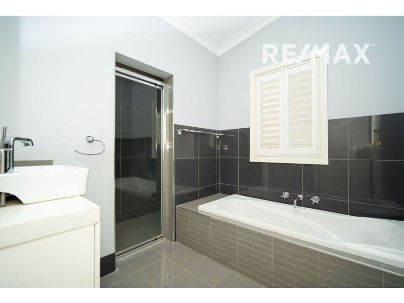 13 Edmondson Street, Wagga Wagga NSW 2650