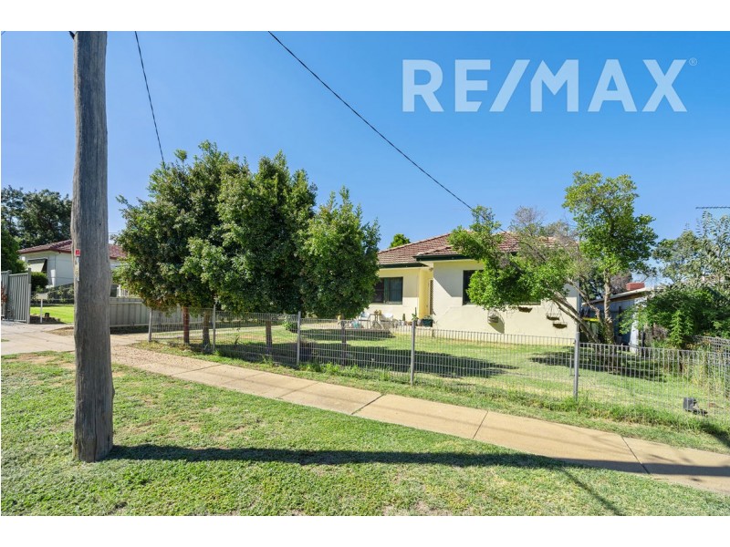 158 Fernleigh Road, Mount Austin NSW 2650