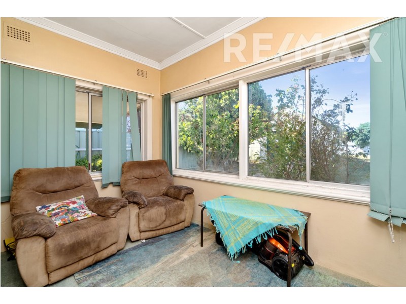 158 Fernleigh Road, Mount Austin NSW 2650