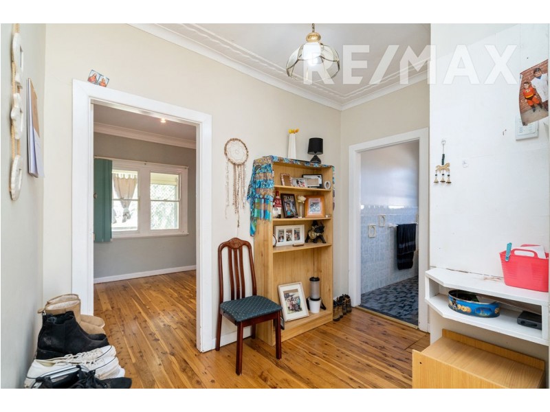 158 Fernleigh Road, Mount Austin NSW 2650