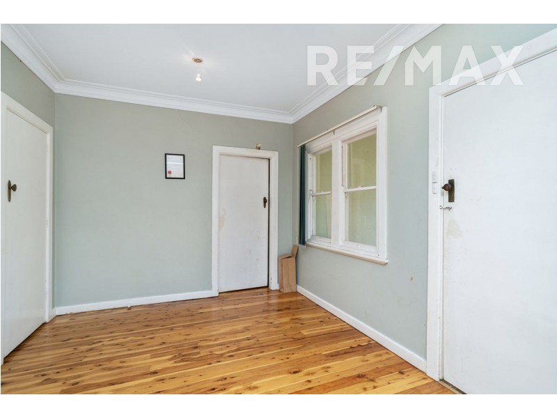158 Fernleigh Road, Mount Austin NSW 2650