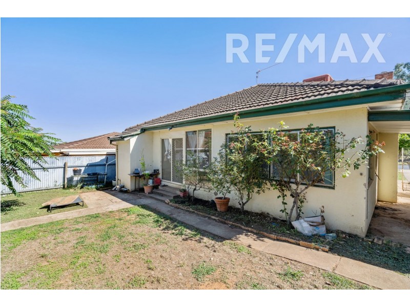 158 Fernleigh Road, Mount Austin NSW 2650