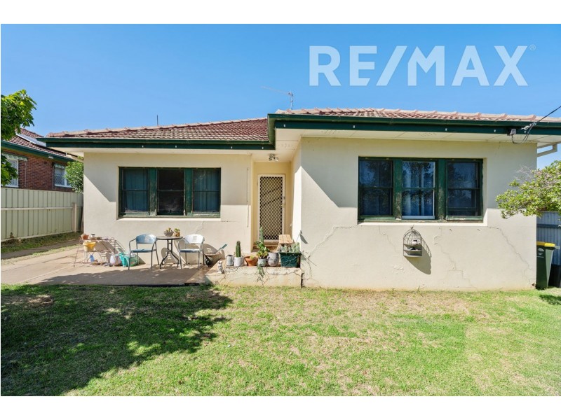 158 Fernleigh Road, Mount Austin NSW 2650