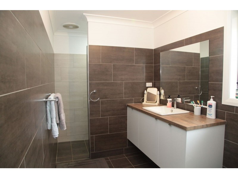 91 Barmedman Avenue, Gobbagombalin NSW 2650