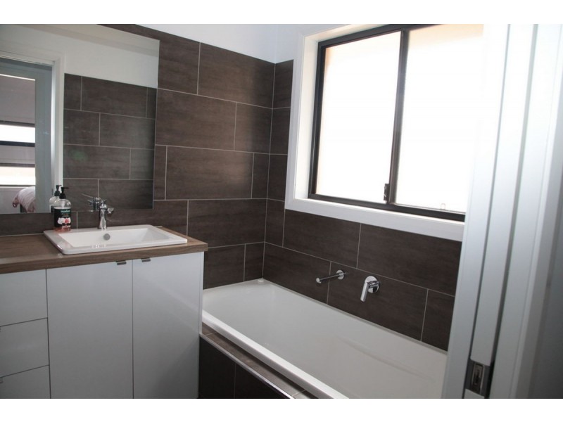 91 Barmedman Avenue, Gobbagombalin NSW 2650