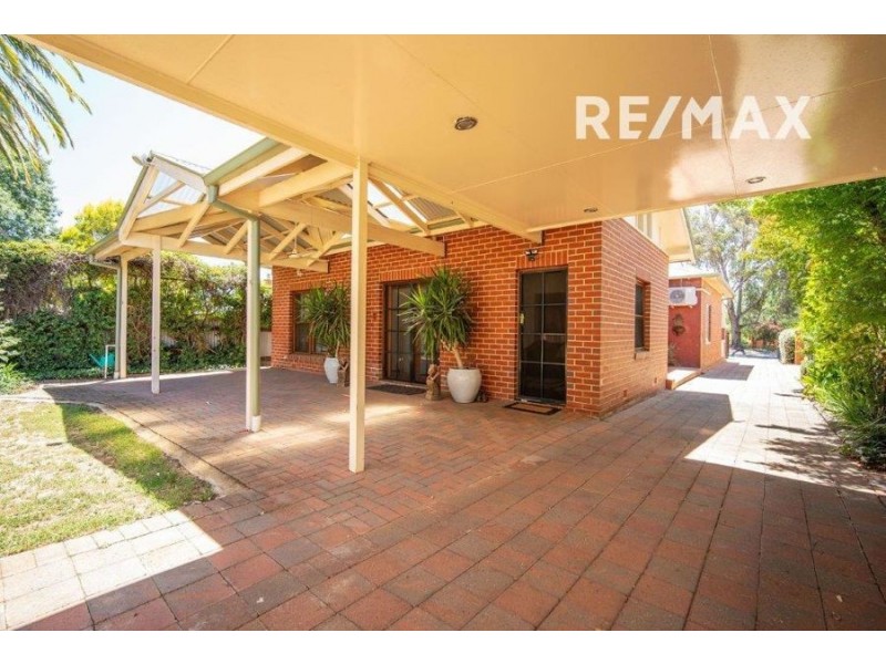 16 Lindsay Street, Turvey Park NSW 2650