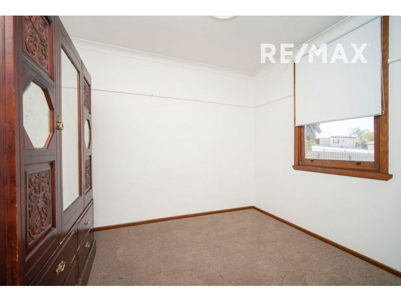 20 Fernleigh Road, Mount Austin NSW 2650