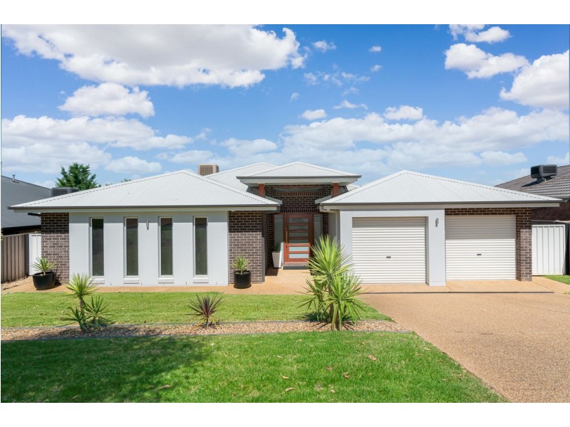 42 Brindabella Drive, Tatton NSW 2650