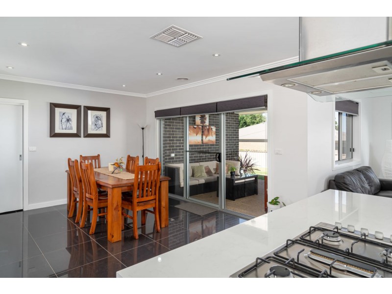 42 Brindabella Drive, Tatton NSW 2650