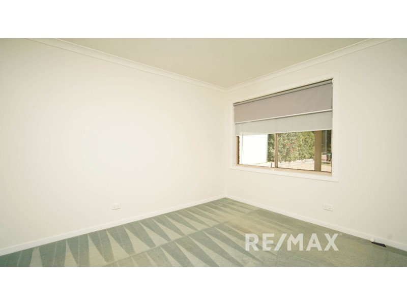 4 Clipper Way, Estella NSW 2650