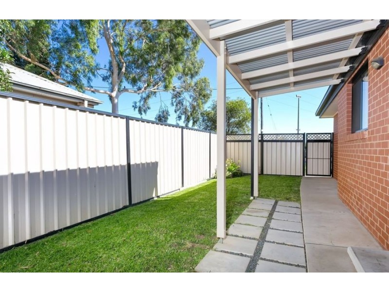 1/2-4 Macquarie Street, Mount Austin NSW 2650