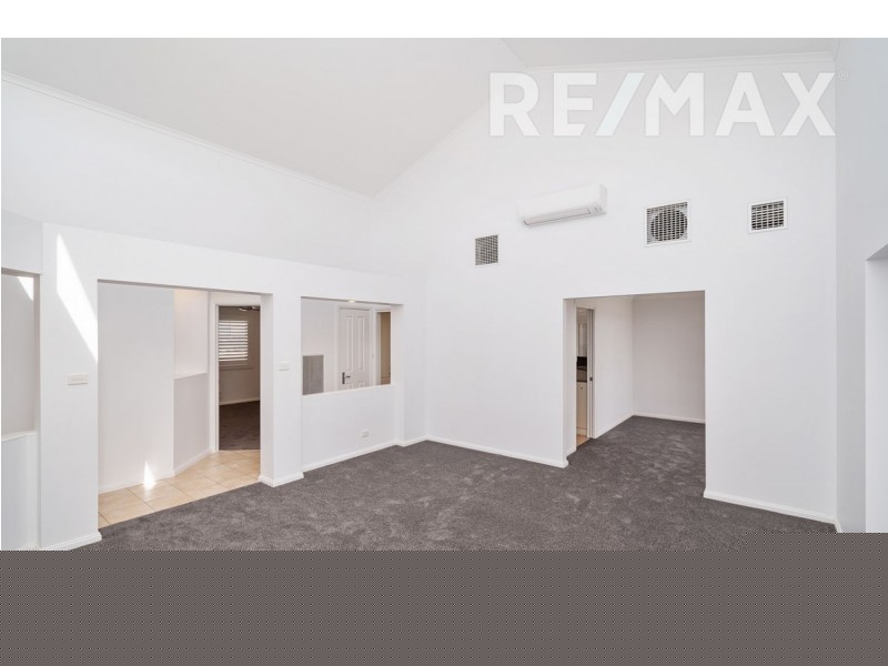 20 Yanko Crescent, Bourkelands NSW 2650